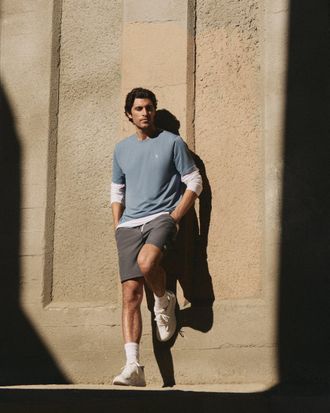 Vuori Clothing Short Sleeve Clearview Seamless T-Shirt | Abyss | XS, Size Extra Small