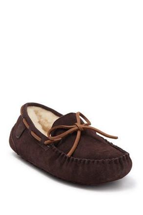 Dearfoams Victor Genuine Shearling Slipper - Wide Width Available in Coffee at Nordstrom Rack, Size 11