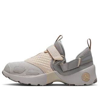 Nike Jordan (WMNS) Air Jordan Trunner LX Light Iron Ore IQ2719-002