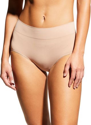 Wacoal Feeling Flexible Briefs