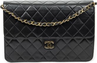 Chanel Pre-owned Womens Vintage Push Lock Straight Flap Shoulder bag - Black - One Size