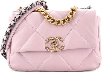 Chanel 19 Flap Bag Quilted Leather Medium crossbody bag - Roze