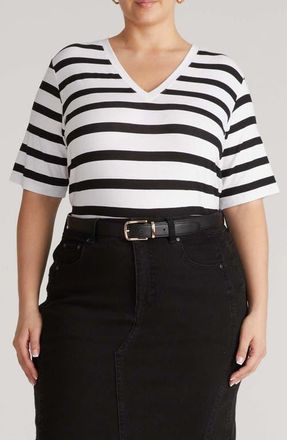 Universal Standard Maia Stripe T-Shirt in Black/white Stripe at Nordstrom, Size Xxx-Large
