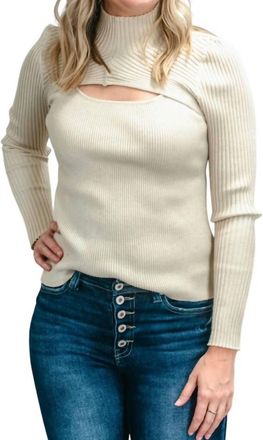 Promesa Mock Neck Cutout In Tan