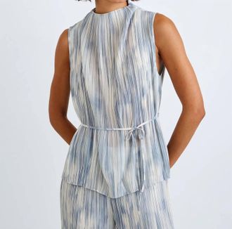 Bella Dahl Mock Neck Top With Tie Belt In Painted Snowfall