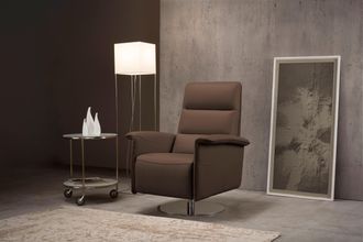 Egoitaliano Sessel »Kelly Designsessel« drehbar, manuelle Relaxfunktion mit Push-Back-Mechanismus