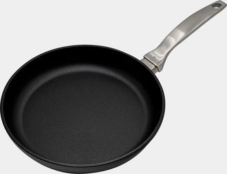 Swiss Diamond CHD Nonstick Fry Pan, 9.5-Inch in Black at Nordstrom