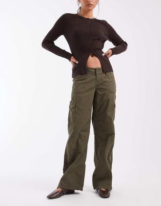 Hollister pantaloni a gamba larga a vita bassa con vita regolabile color khaki-Verde