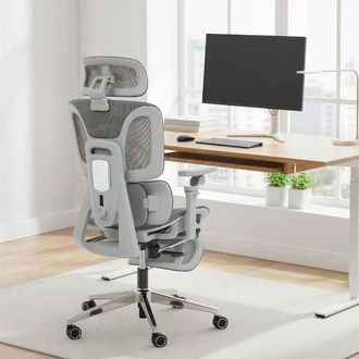 HOMCOM Ergonomic Office Chair, Mesh Desk Chair with Lumbar Support, Footrest in Grey