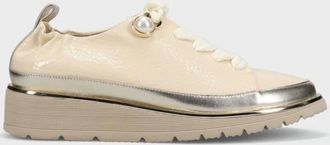 Vaneli Womens Flash Sneaker In Cream