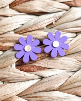 White Label Womens Spring Daisy Floral Studs Earrings In Purple