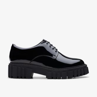 Clarks Page Walk Black Pat Schoenen