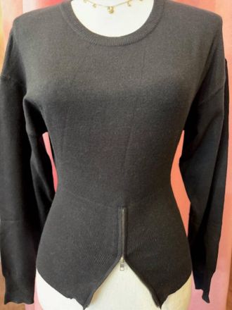 Gilli Womens Bottom Zip Fitted Sweater In Black