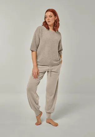 You Look Perfect LOUNGEWEAR SET - Pullover Fay & Pants Bella