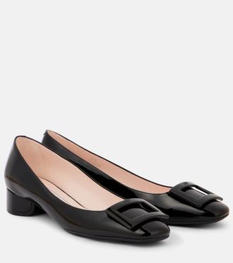 パンプス ROGER VIVIER BELLE VIVIER TOBACCO SUEDE DECOLLETTE ROGER VIVIER Belle Vivier 45 embellished suede pumps | NET-A