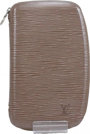 Louis Vuitton Epi Leather Long Wallet (Bi-Fold) (Pre-Owned)