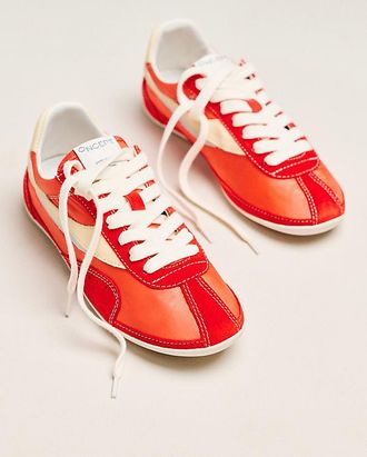 Oncept Temple Sneakers