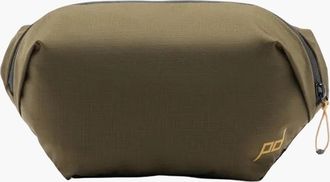 Peak Design Outdoor Sling Bag in Kelp at Nordstrom, Size Large