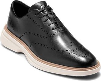 Cole Haan Original Cityspectre Wingtip Oxford in Black /Ch Natural /Ivory at Nordstrom, Size 10.5