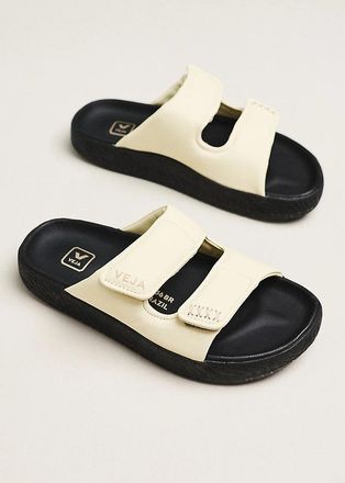 Veja Etna Bold Slide Sandals