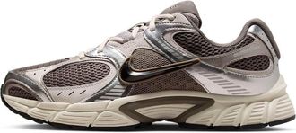 Nike V5 RNR Cave Stone HJ5228-200