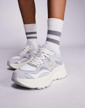 Emporio Armani Armani EA7 - Chunky sneakers in misto camoscio color bianco sporco e grigio con logo