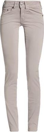 Jacob Cohen BOTTOMWEAR - Pantaloni su YOOX.COM