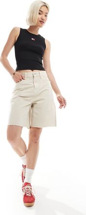 Tommy Jeans Bermuda ampi in denim &eacute;cru-Bianco