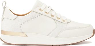 Kazar Witte sneakers versierd met monogrammen - Dames - Sneakers - Wit - 38 EU - Leer - Schoenen