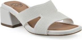 White Mountain Milled Sandal in White Fabric at Nordstrom Rack, Size 9.5
