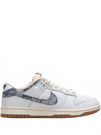 Nike Mens Dunk Low Sneakers In Washed Denim