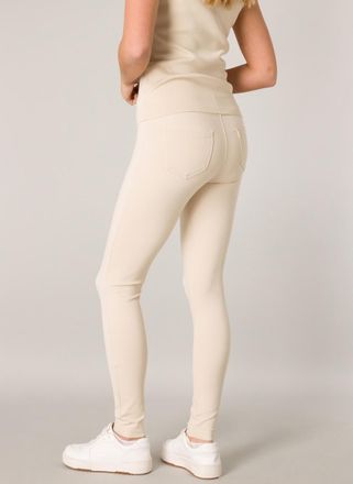 Base Level Treggings BASE LEVEL, Damen, Gr. 36, N-Gr, beige (light beige), Web, Obermaterial: 65% Viskose, 30% Nylon, 5% Elasthan, unifarben, eng lang, Hosen Tre