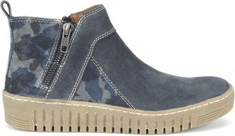 COMFORTIVA Hartwick Suede Boot