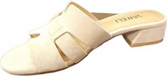 Vaneli Womens Hera Low Heel Sandal In Beige