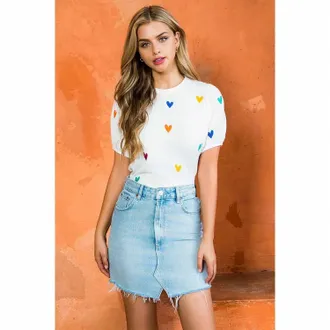 THML Clothing Embroidered Heart Short Sleeve Top In White