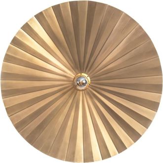 Bazar Bizar Aplique de hierro en lat&oacute;n 60x14x60cm