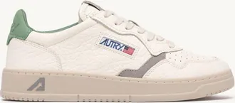 Autry MEDALIST LOW SNEAKERS IN LEATHER COLOR LODEN FROST AND VAPOR