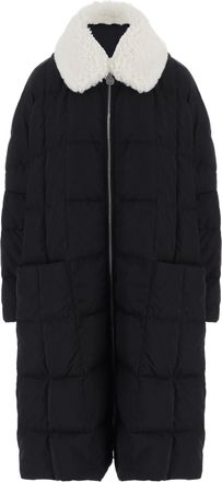 Ienki Ienki Quilted Down Jacket With Classic Shearling Collar And Fixed Hood
