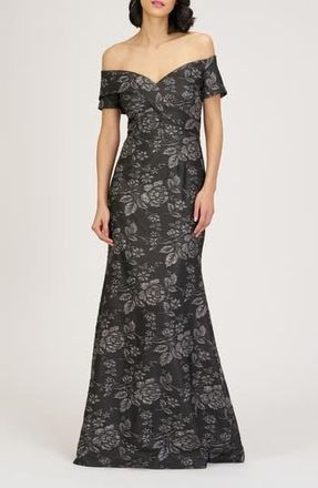 JS Collections Rosalina Floral Jacquard Mermaid Gown in Black/Silver at Nordstrom Rack, Size 10