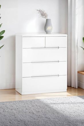 Julian Bowen Manhattan 5 Drawer Chest (3+2) in White