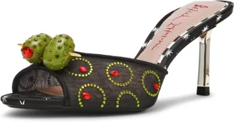 Betsey Johnson Womens Olive Heel In Black Multi