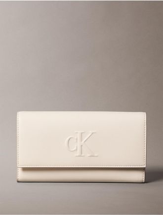 Calvin Klein Womens Sculpted Impression Mini Wallet Bag - White