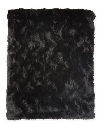 Montague & Capulet Contempo Oversized Faux Fur Throw