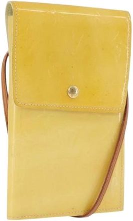 Louis Vuitton Pre-owned Cross Body Bags, female, Yellow, Size: ONE SIZE Pre-owned Vintage Wallet