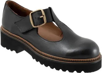 Bueno Womens Abigail Loafer In Black