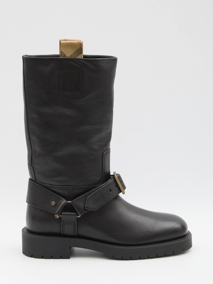 Gianvito Rossi Chester Beatles Boots from $821.00 - on Stylight