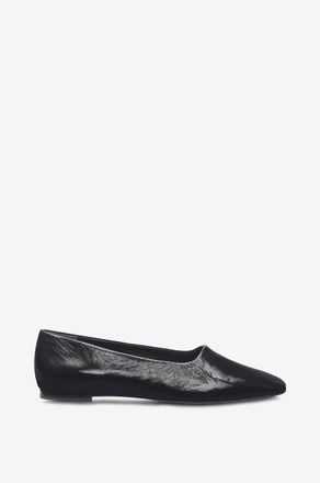 Reformation Ballerinas aus Lackleder Inez