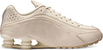 Nike Shox R4 QS - Heren - Hardloopschoenen - Beige - 40 1/2 EU - Fitness