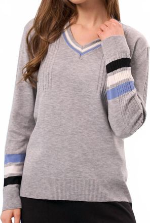 French Kyss Color Block Sleeve V-Neck Top In Slate/multi