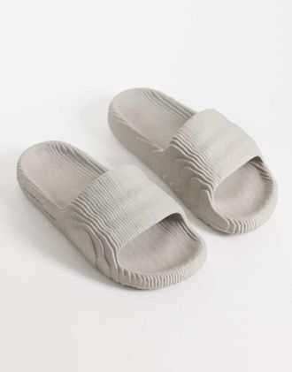 adidas Originals Adilette 22 - Sliders marrone neutro